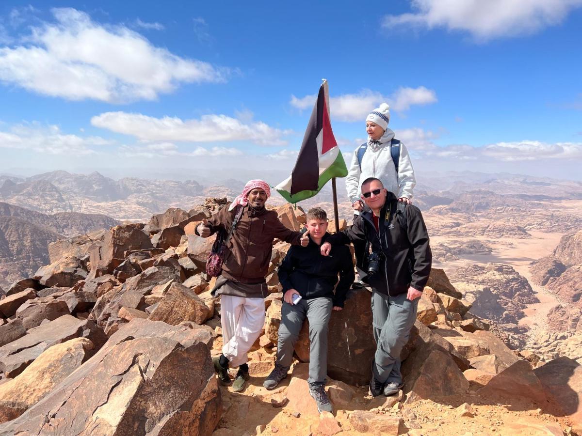 Joy To Wadi Rum Exteriér fotografie